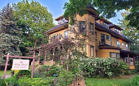 Ruby Manor Bed & Breakfast